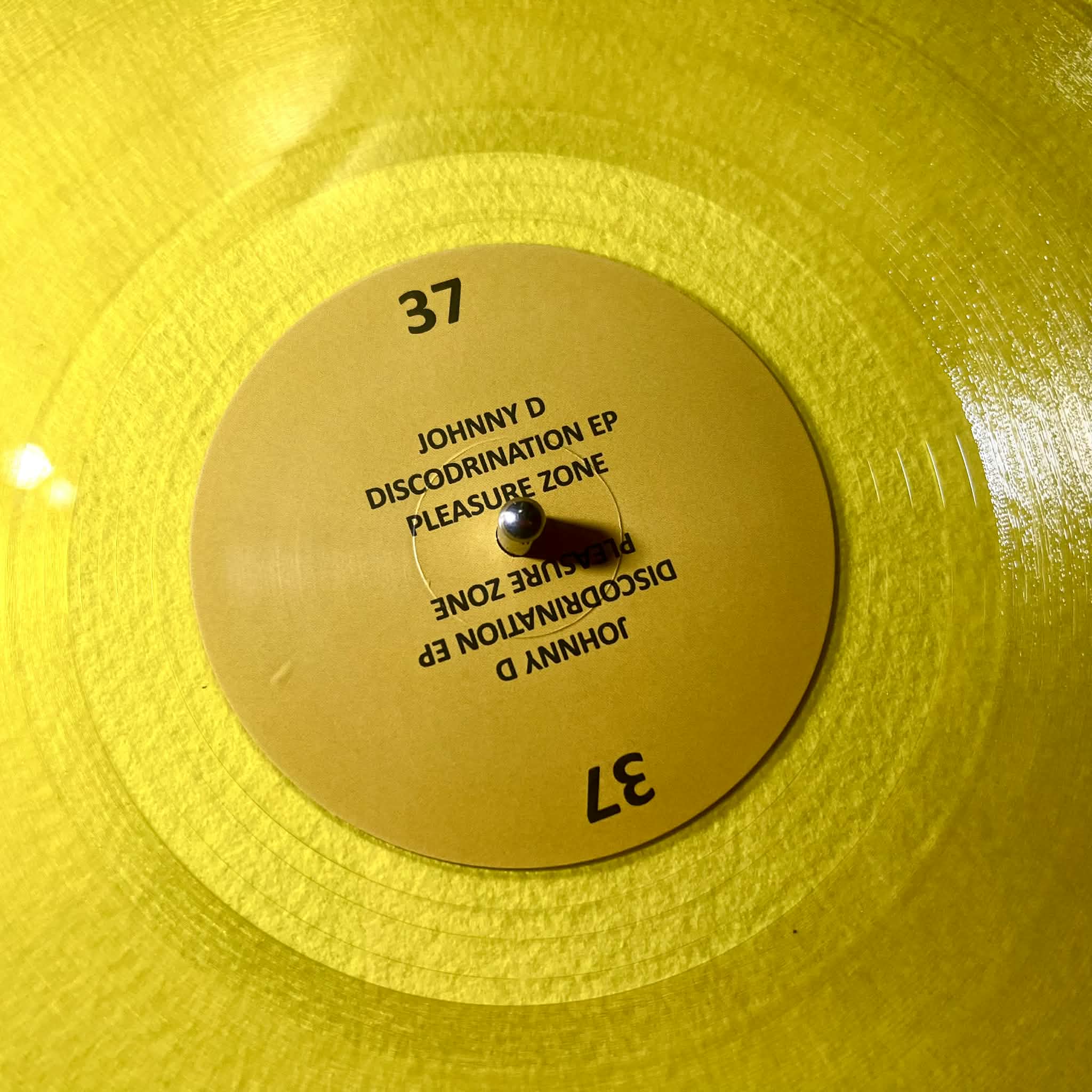 Johnny D — Discordination